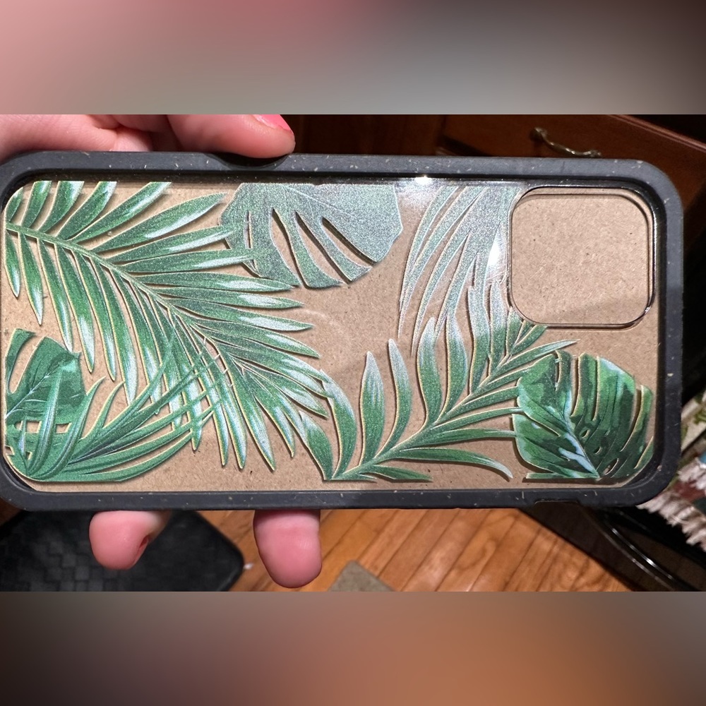 New iPhone 12/12 Pro Pela phone case